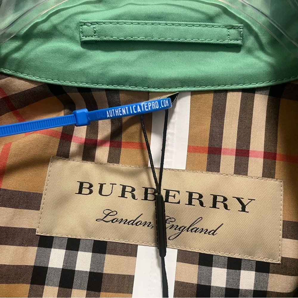 NWT Burberry US 2 Bright Pigment Green Notch Collar Double Breasted Trench Coat - Picture 8 of 13